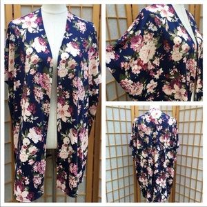 Frumos Floral Kimono SZ L